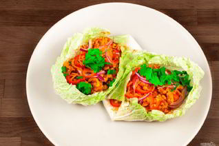 Салатные лодочки с курицей