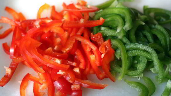 ШАГ 3. шопский салат