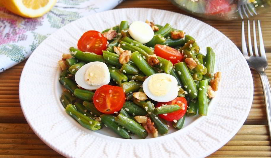 Рецепт теплый салат со стручковой фасолью