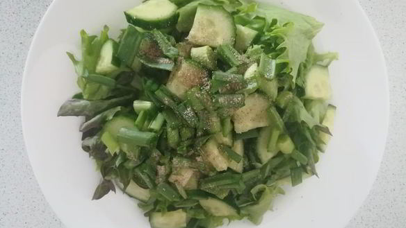 ШАГ 4. зеленый овощной салат