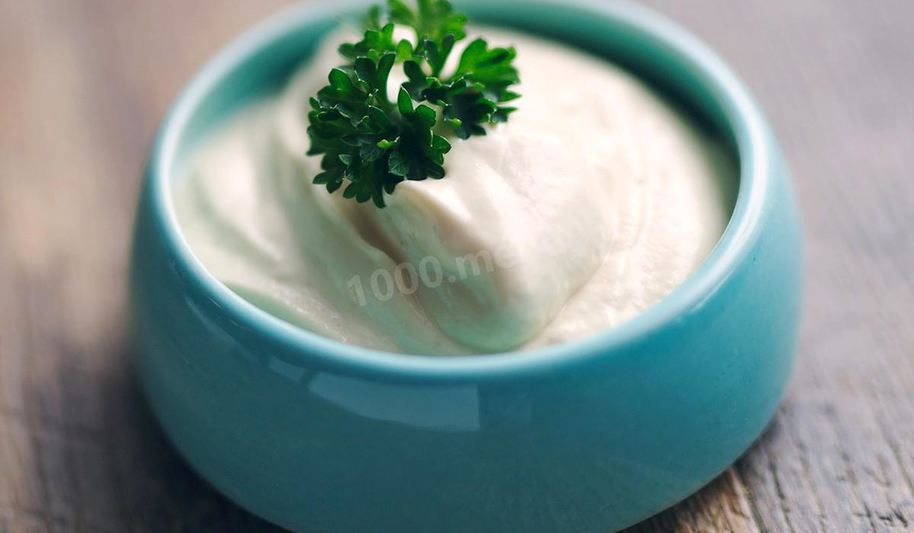 Рецепт чесночно сливочный соус с сыром