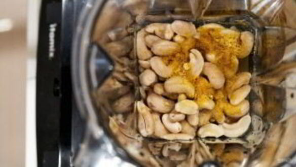 ШАГ 5. французский луковый соус