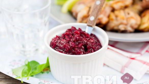 ШАГ 6. клюквенный соус с красным луком