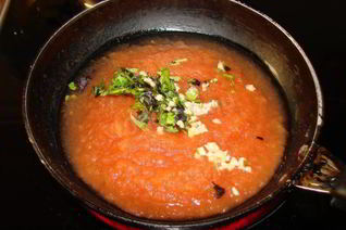 Пряный томатный соус