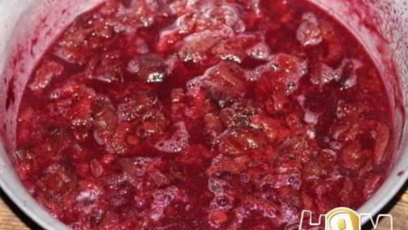 ШАГ 2. сливовый соус к мясу