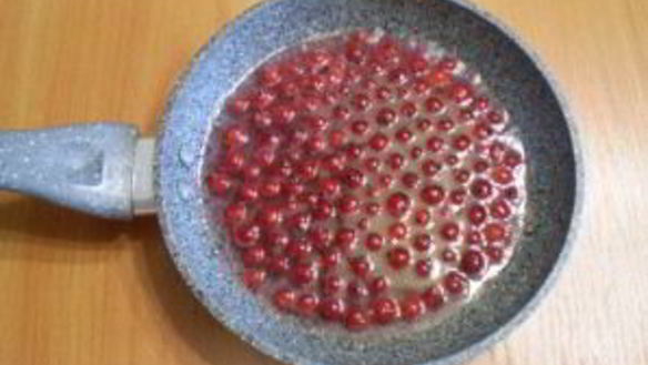 ШАГ 6. смородиновый соус