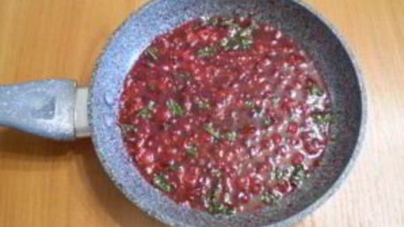 ШАГ 8. смородиновый соус