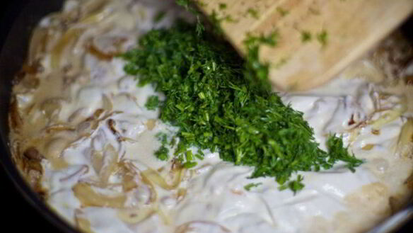 ШАГ 3. соус сметанный