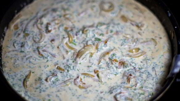 ШАГ 4. соус сметанный