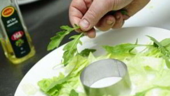 ШАГ 2. тартар из лосося