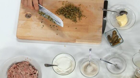 ШАГ 7. соусы к домашней котлете