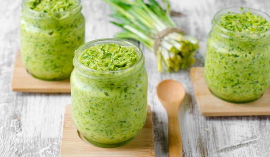 Рецепт зеленый франкфуртский соус на сметане