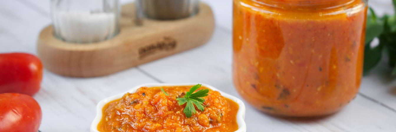 Зимний соус из запеченных помидоров