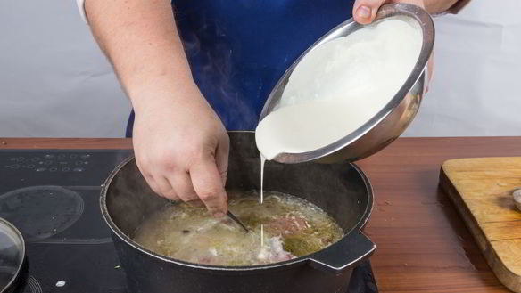 ШАГ 6. белый борщ