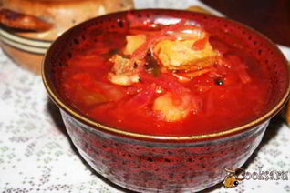 Борщ на свиной лопатке с квашеной капустой