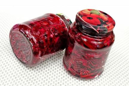 Борщ на зиму с капустой и свеклой