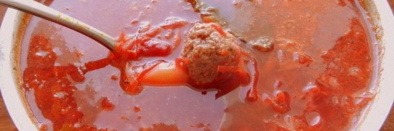 Борщ с фрикадельками