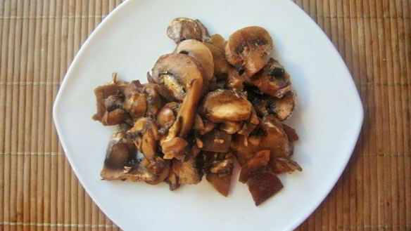 ШАГ 3. борщ с грибами и квашеной капустой