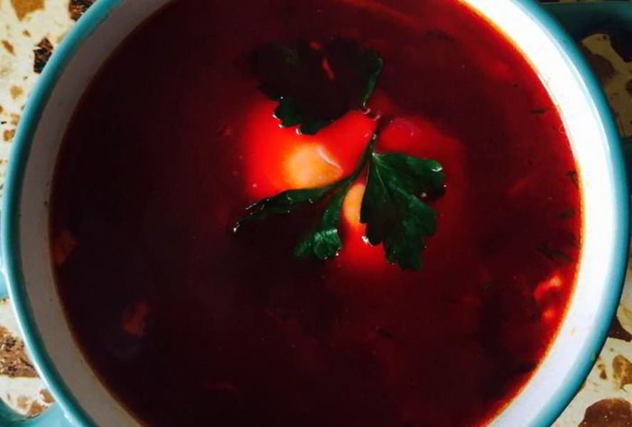 Борщ с вяленой свининой