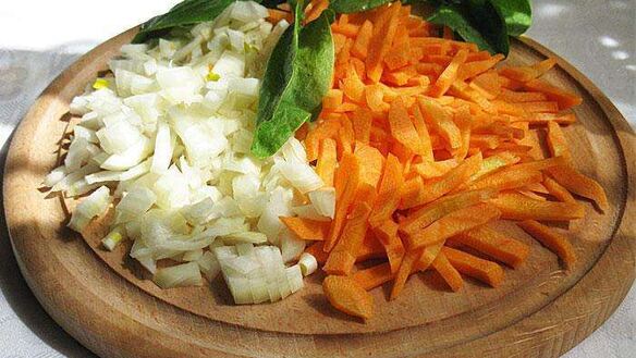 ШАГ 2. борщ с яйцом и со щавелем