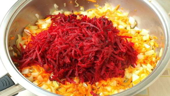 ШАГ 2. борщ со шпинатом