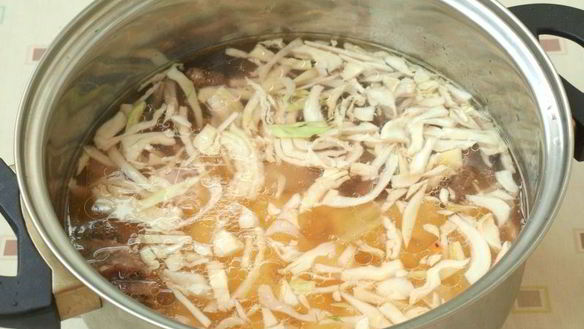 ШАГ 4. борщ со шпинатом