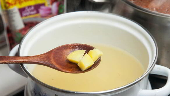 ШАГ 3. борщ в буханке бородинского