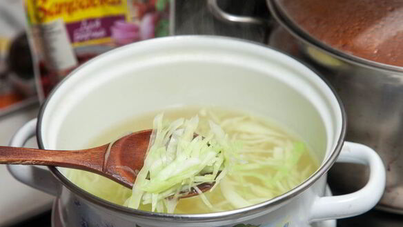 ШАГ 4. борщ в буханке бородинского