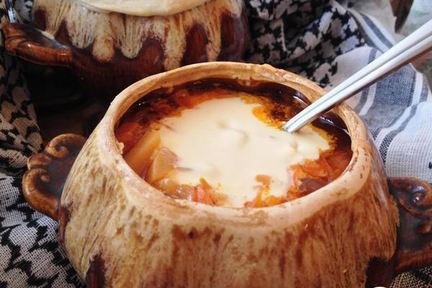 Борщ в горшочках