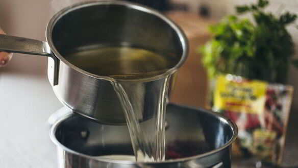 ШАГ 5. холодный борщ