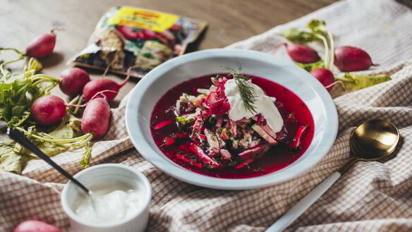 ШАГ 9. холодный борщ