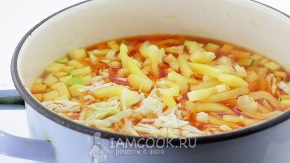 ШАГ 7. летний борщ