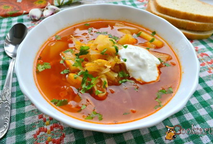 Постный летний борщ без мяса