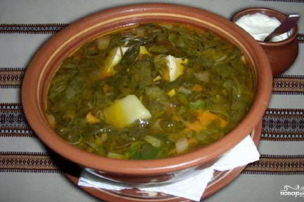 Зеленый борщ с рисом