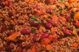 Чили кон карне с соком лайма