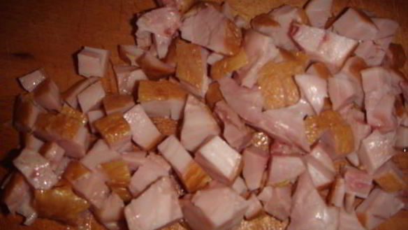 ШАГ 6. фейохаджа — фасолевый суп с копченостями