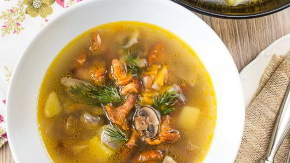 ШАГ 13. грибной суп с лисичками и шампиньонами