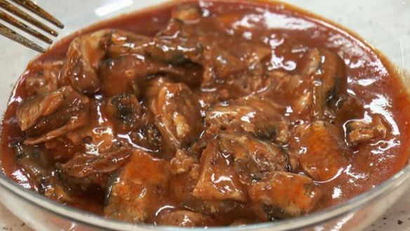 ШАГ 2. картофельный суп с килькой в томатном соусе