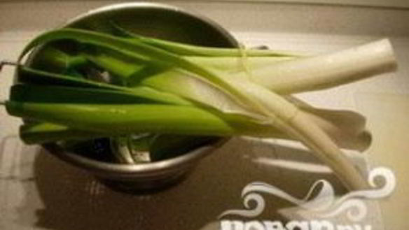 ШАГ 3. картофельный суп с луком-порей