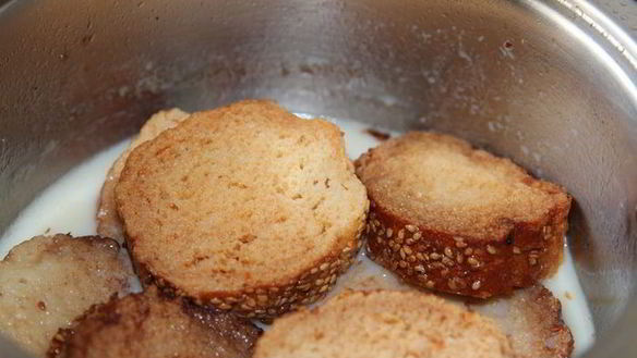 ШАГ 5. хлебный крем-суп