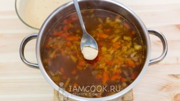 ШАГ 13. классические клецки для супа на молоке