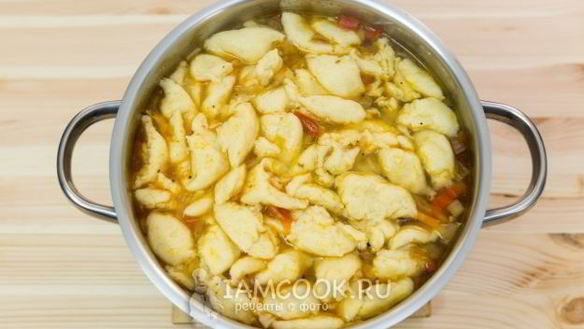 ШАГ 15. классические клецки для супа на молоке
