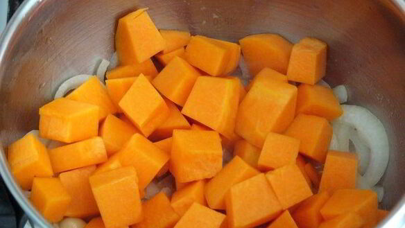 ШАГ 4. крем-суп из тыквы с красным перцем