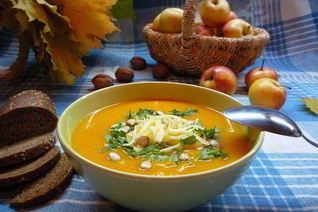 Крем-суп из тыквы с яблоками