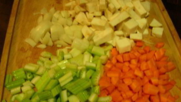 ШАГ 2. нежный крем-суп из сельдерея на молоке