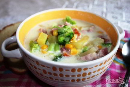 Сливочный суп с брокколи и беконом