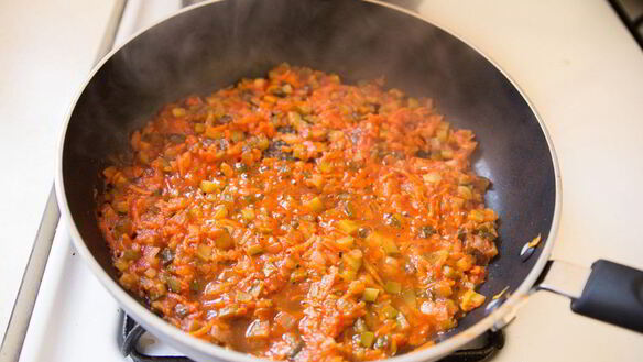 ШАГ 7. солянка мясная