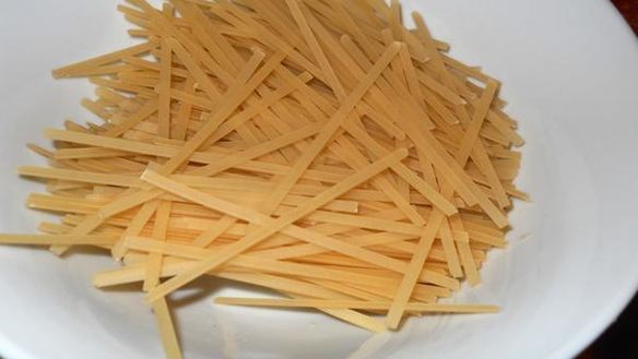 ШАГ 5. суп из куриных потрошков с лапшой