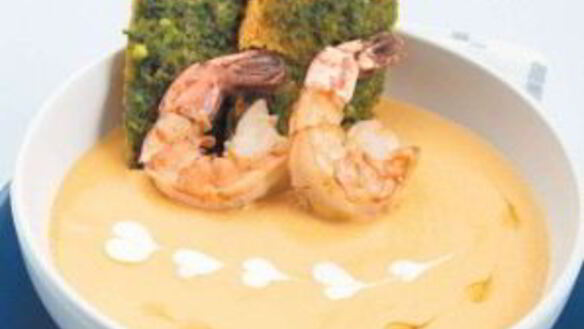 ШАГ 8. суп из панцирей креветок