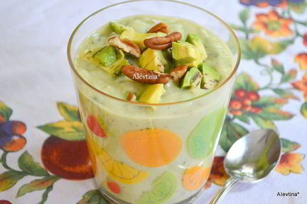 Суп охлажденный с авокадо